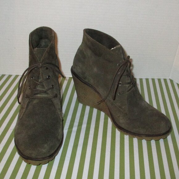Skechers Suede Ankle Boots - Picture 1 of 13